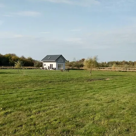 Dom Z Basenem Nad Rzeką Pilicą * Wysmierzyce
